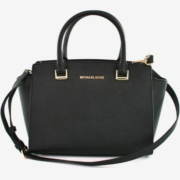 Michael Kors Handbags - Michael Kors Purse